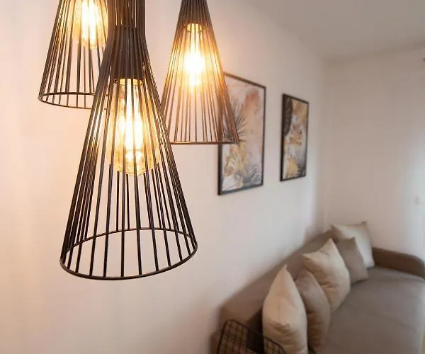 Petkovic Studio32 아파트 *