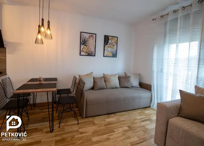 Petkovic Studio32 아파트 *